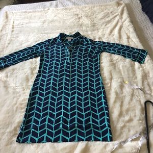 Donna Morgan long sleeve shift dress